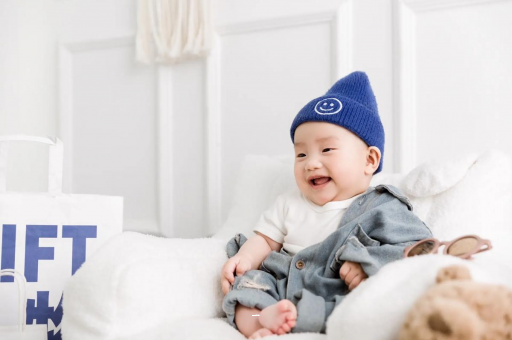 郑州宝宝眼睛红红的 郑州宝宝眼睛红红的